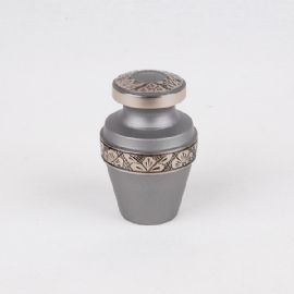 Keepsake and Token Urns
